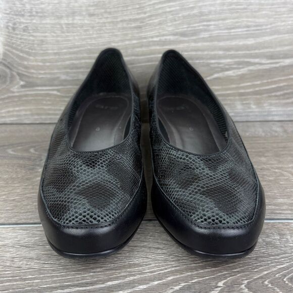 Ara Black Gray Snakeskin Print Women’s Sz 8 Leather Slip On Wedge Loafers - Picture 2 of 11